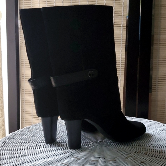 NWOT | Tahari | Suede Boots - Picture 2 of 5